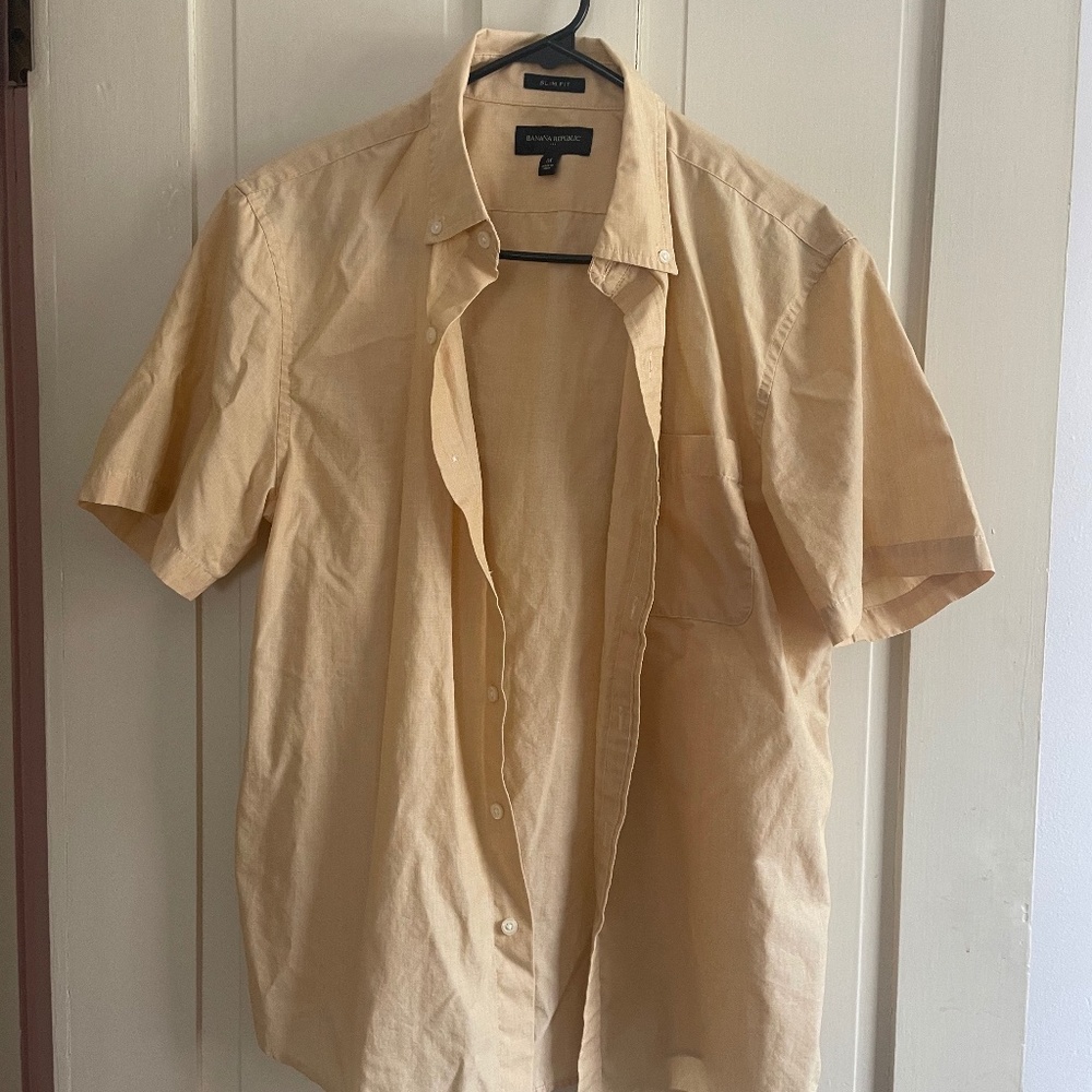 Banana Republic Short Sleeve